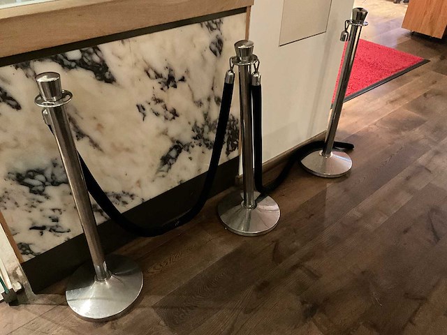 Afzetpaal met koord (3x) - afbeelding 1 van  2