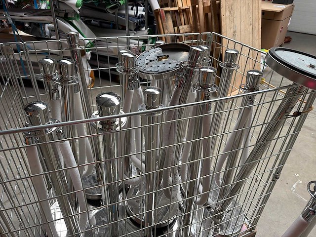 Afzetpalen met koord (19x) - afbeelding 5 van  5