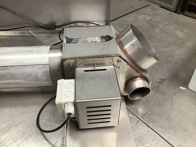 Afzuig kap t.b.v. een oven - suction hood - afbeelding 3 van  4