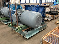 Afzuiging + elektro motor - afbeelding 1 van  10