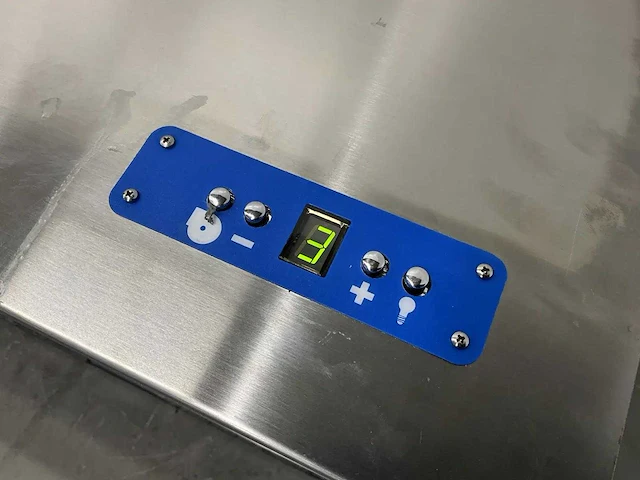 Afzuigkap met motor - afbeelding 3 van  9
