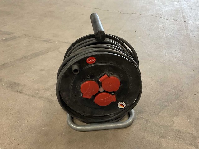 Ag schwabe 25m - 230v - 3-weg kabelhaspel - afbeelding 1 van  3