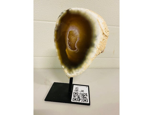 Agaat geode op metalen standaard - afbeelding 1 van  5