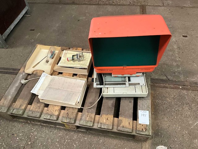 Agfa-gevaert copex lf-505 microfilm-microfiche reproductieapparaat. - afbeelding 2 van  5