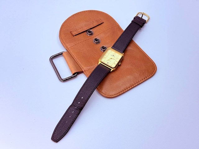 Aggostino goudkleurig tank horloge - afbeelding 4 van  7