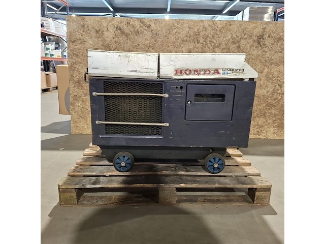 Aggregaat 6kva, honda, ex5500 benzine - afbeelding 1 van  19