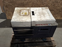 Aggregaat 6kva, honda, ex5500 benzine - afbeelding 12 van  19
