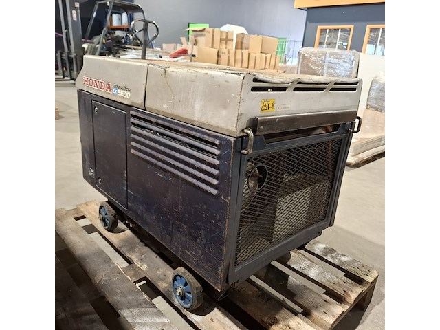 Aggregaat 6kva, honda, ex5500 benzine - afbeelding 16 van  19