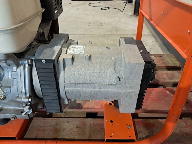 Aggregaat benzine 3,6kva 2x230v ra e-power, ep4100, bouwjaar 2016 - afbeelding 12 van  12