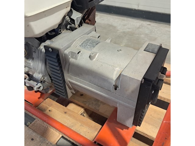 Aggregaat benzine 3,6kva 2x230v ra e-power, ep4100, bouwjaar 2018 - afbeelding 8 van  11