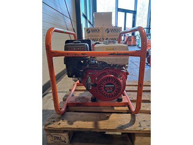 Aggregaat benzine 3,6kva 2x230v ra europower generators, ep4100, bouwjaar 2010 - afbeelding 9 van  16