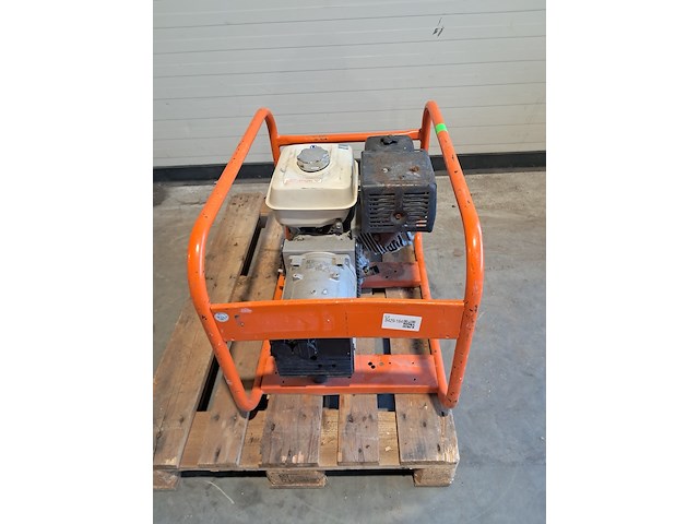 Aggregaat benzine 3,6kva 2x230v ra europower generators, ep4100, bouwjaar 2010 - afbeelding 11 van  16
