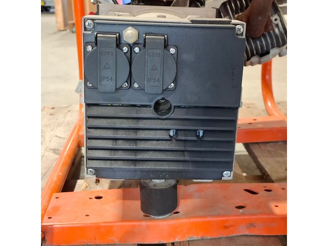 Aggregaat benzine 3,6kva 2x230v ra europower generators, ep4100, bouwjaar 2016 - afbeelding 8 van  12