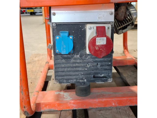 Aggregaat benzine 6,5kva 1x230v pa 1x400v europower generators, ep6500t, bouwjaar 2018 - afbeelding 8 van  12
