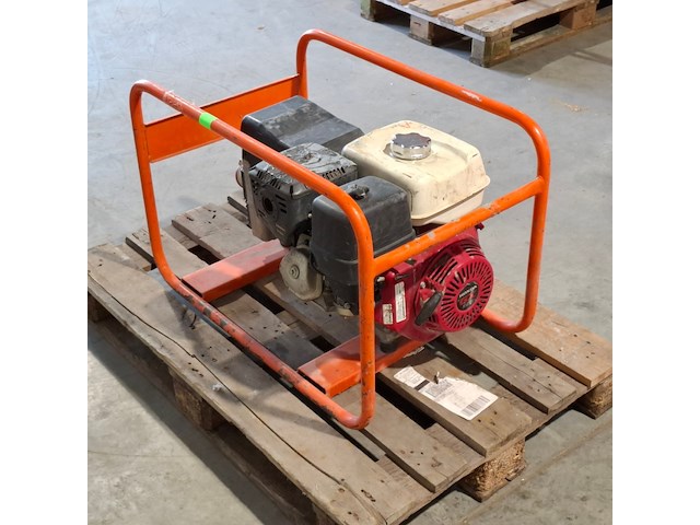 Aggregaat benzine 6,5kva 1x230v pa 1x400v europower generators, ep6500t, bouwjaar 2018 - afbeelding 11 van  12