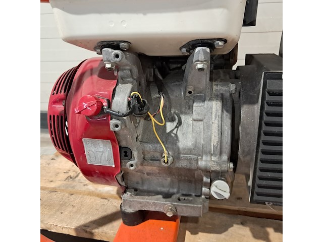 Aggregaat benzine 6,5kva 1x230v ra 1x400v e-power, ep6500t, bouwjaar 2018 - afbeelding 8 van  10
