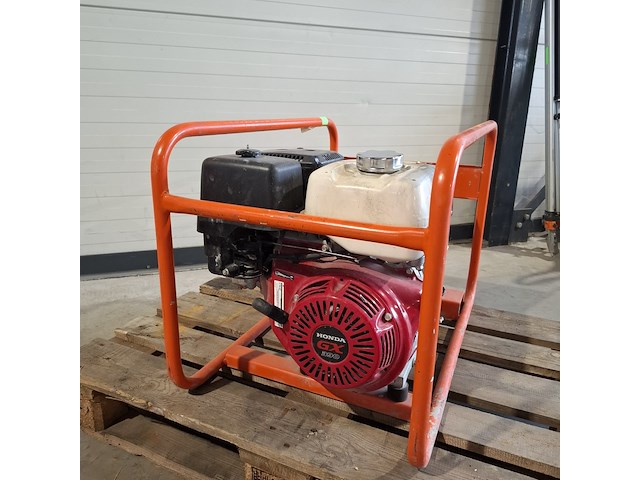 Aggregaat benzine 6,5kva 1x230v ra 1x400v europower generators, ep6500t, bouwjaar 2022 - afbeelding 4 van  7