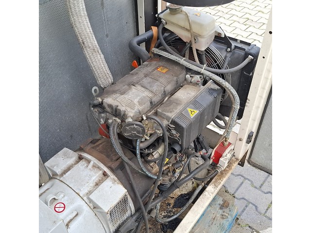 Aggregaat, electro diesel, gamme gtf, 2001 - afbeelding 20 van  27