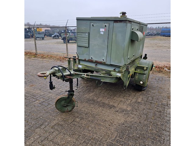 Aggregaat, mobiel, dynaf / groenpol, 40kva, 1988 - afbeelding 12 van  46