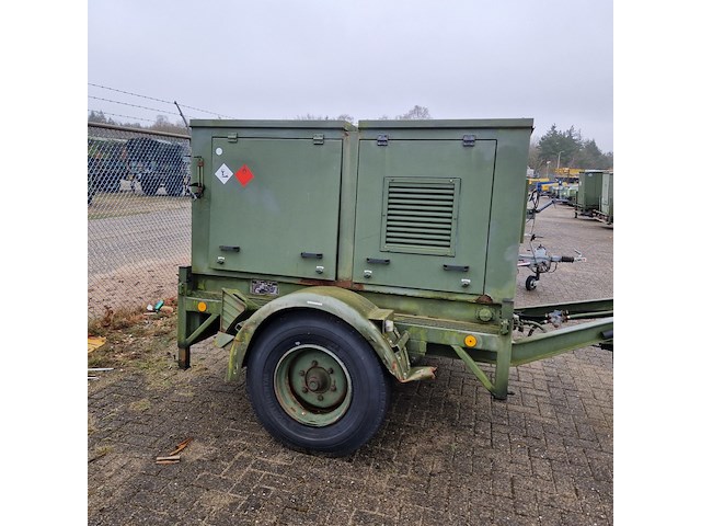 Aggregaat, mobiel, dynaf / groenpol, 40kva, 1988 - afbeelding 42 van  46