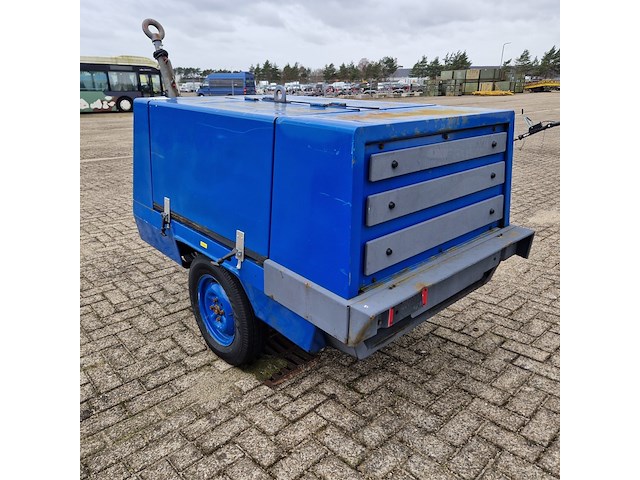 Aggregaat op aanhanger, atlas-copco - afbeelding 22 van  27