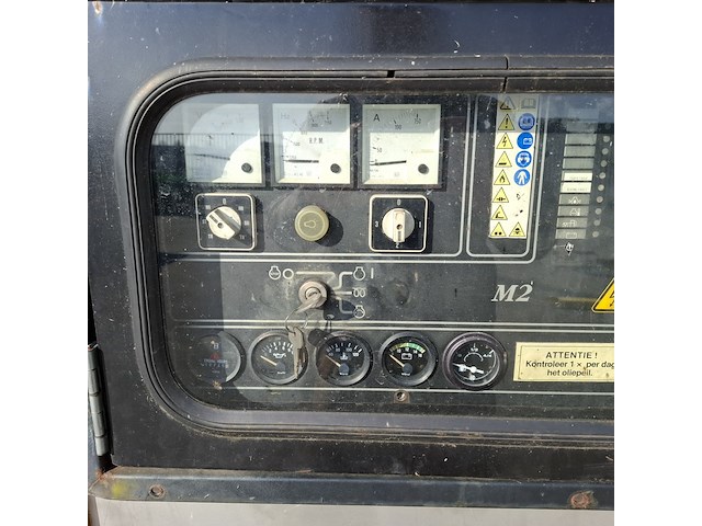 Aggregaat, sdmo, js80 - 80 kva, geel, 1999 - afbeelding 8 van  18