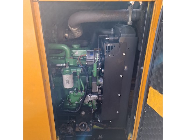 Aggregaat, sdmo, js80 - 80 kva, geel, 1999 - afbeelding 15 van  18