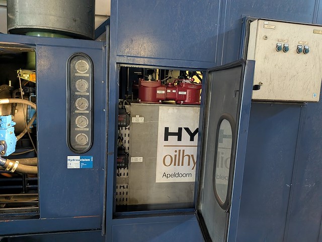 Aggregaat voor hydraulische pompen in container, 1999 - afbeelding 9 van  32