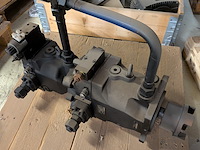 Aggregaat voor hydraulische pompen in container, 1999 - afbeelding 26 van  32