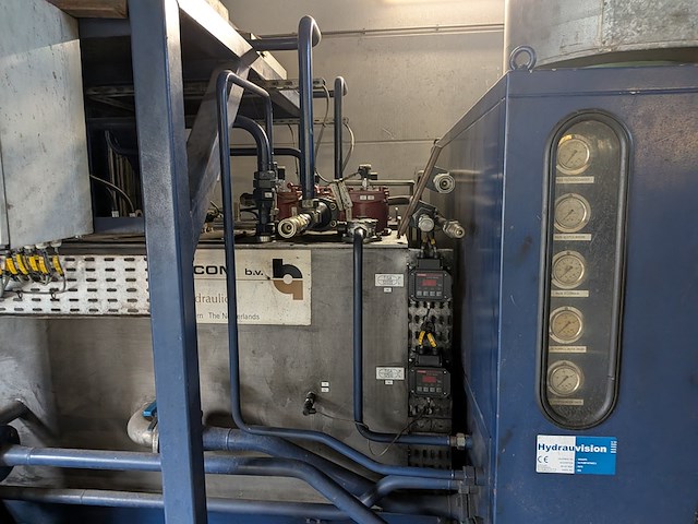 Aggregaat voor hydraulische pompen in container, 1999 - afbeelding 29 van  32