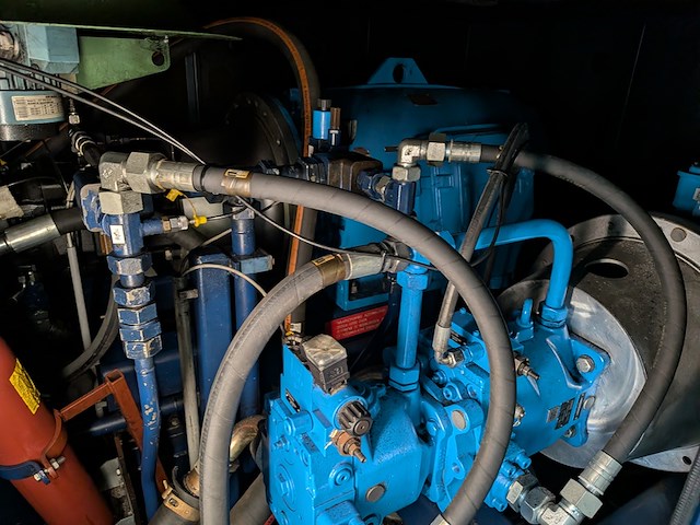 Aggregaat voor hydraulische pompen in container, 1999 - afbeelding 30 van  32