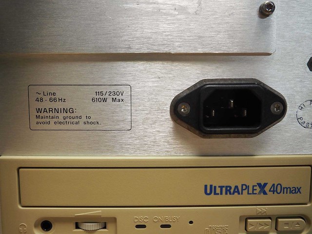 Agilent - 16702b - logic analysis system - afbeelding 7 van  9