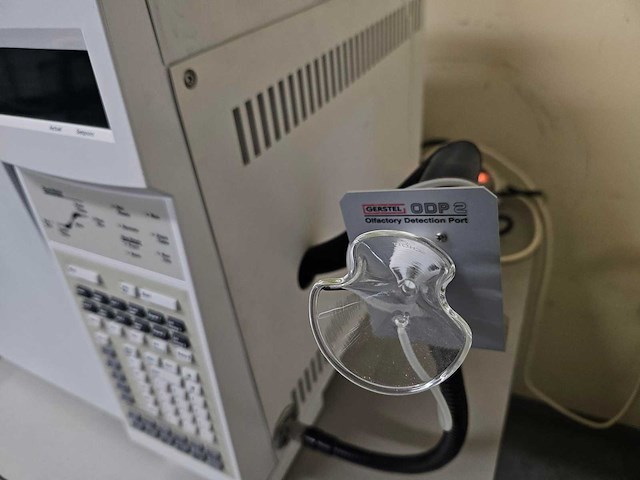 Agilent - 6890n odp gc - gaschromatograaf - 2012 - afbeelding 4 van  5