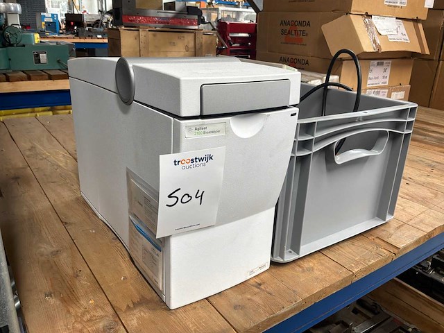 Agilent 2100 bioanalyzer - afbeelding 4 van  10