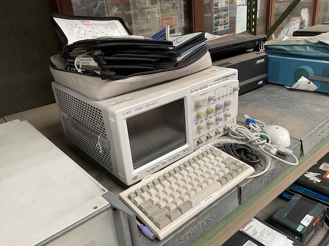 Agilent oscilloscope - afbeelding 3 van  7