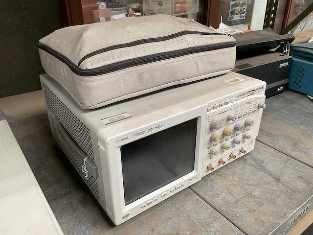Agilent oscilloscope - afbeelding 6 van  7