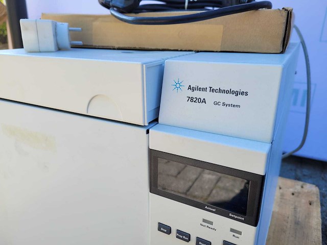 Agilent technologies - 7820a gc-systeem - gaschromatograaf - afbeelding 10 van  12