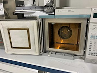 Agilent technologies 6890n gaschromatograaf - afbeelding 2 van  12