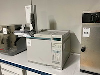 Agilent technologies 6890n gaschromatograaf - afbeelding 1 van  12