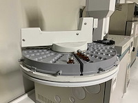 Agilent technologies 6890n gaschromatograaf - afbeelding 11 van  12