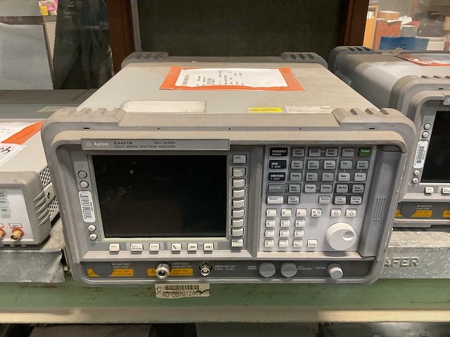 Agilent technologies e4407b spectrum analyzer - afbeelding 4 van  4