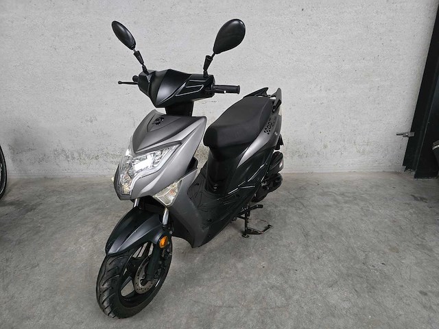 Agm - bromscooter - brash - 4t 45km uitvoering fnr40f - afbeelding 3 van  7