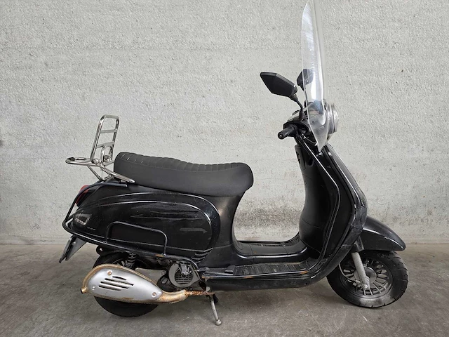 Agm - bromscooter - vx50 - brommer - afbeelding 2 van  7