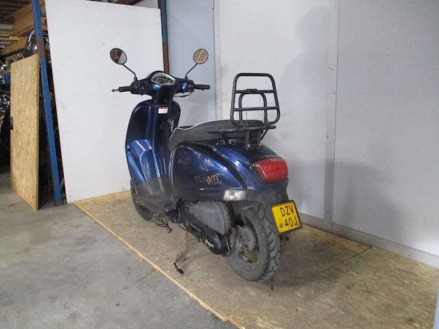 Agm - bromscooter - vx50 plus injectie - scooter - afbeelding 2 van  11