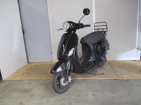 Agm - bromscooter - vx50i injectie - scooter - afbeelding 3 van  10
