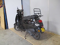 Agm - bromscooter - vx50i injectie - scooter - afbeelding 10 van  10