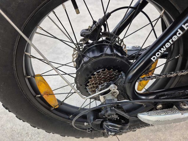 Agm - fatbike - fatbike agm gt250 - elektrische fiets - afbeelding 9 van  11