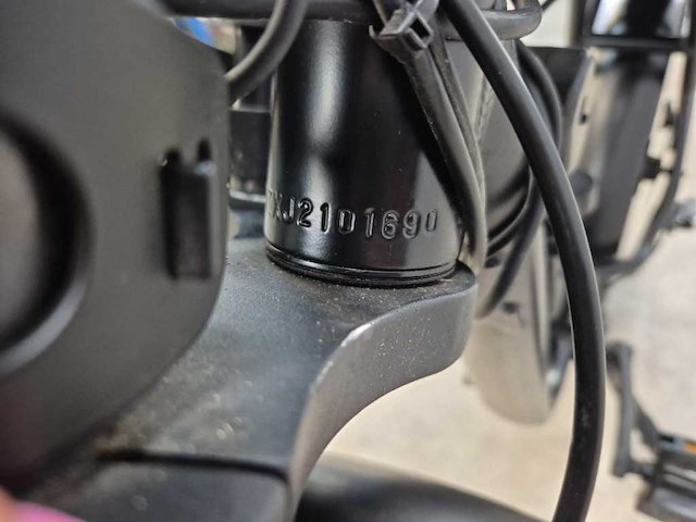 Agm - fatbike - fatbike agm gt250 - elektrische fiets - afbeelding 11 van  11