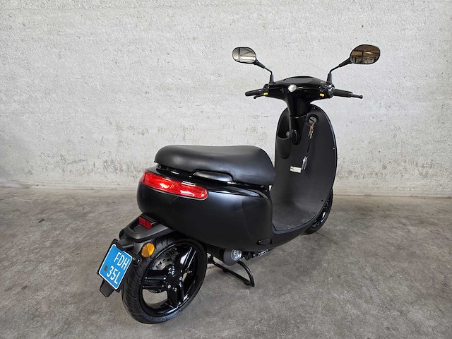 Agm - snorscooter - eco - elektrische 25km uitvoering fdh35l - afbeelding 3 van  5