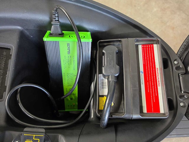 Agm - snorscooter - eco - elektrische 25km uitvoering fdh35l - afbeelding 5 van  5